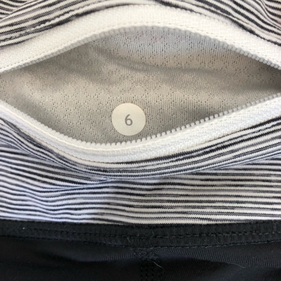 SALE! Lululemon (2) Leggings Pants Crops Run Bundle - Picture 2 of 6